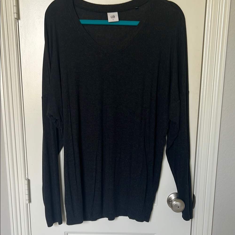 CAbi dark Charcoal V-Neck Serenity Tee L